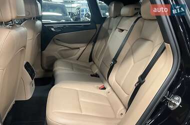 Внедорожник / Кроссовер Porsche Macan 2023 в 