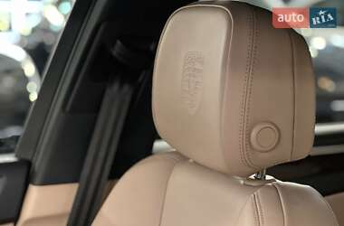 Внедорожник / Кроссовер Porsche Macan 2023 в 