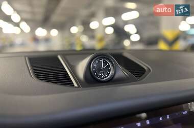 Внедорожник / Кроссовер Porsche Macan 2023 в 