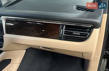 Внедорожник / Кроссовер Porsche Macan 2023 в 
