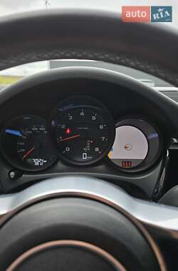 Внедорожник / Кроссовер Porsche Macan 2021 в 