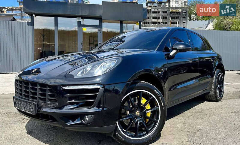 Внедорожник / Кроссовер Porsche Macan 2015 в 