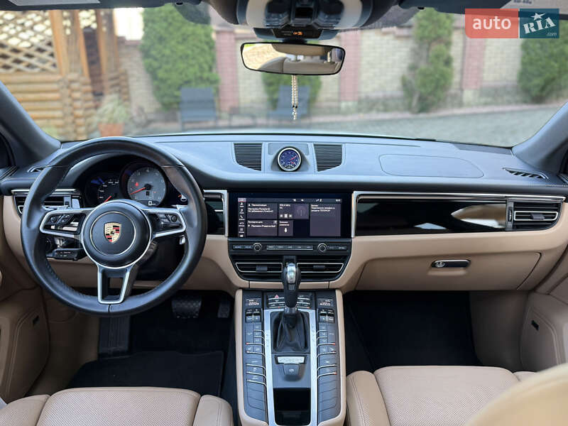 Внедорожник / Кроссовер Porsche Macan 2021 в Черновцах