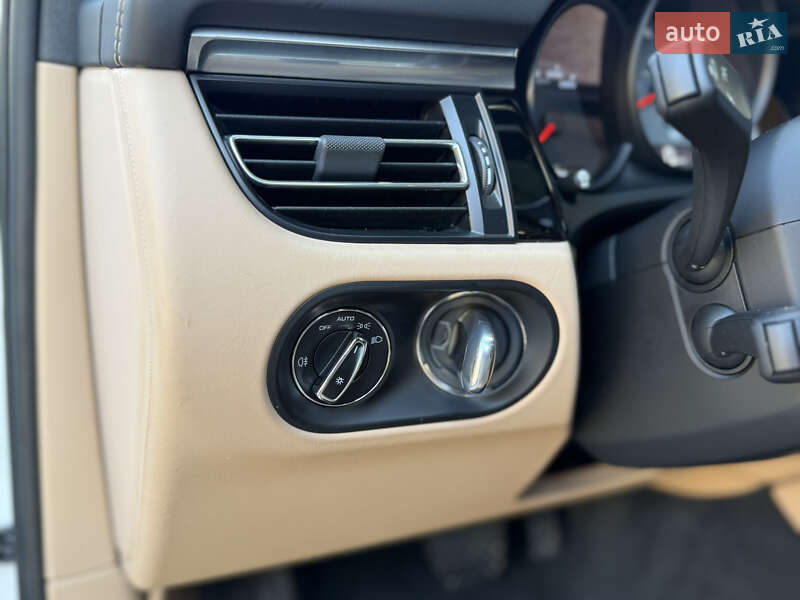 Внедорожник / Кроссовер Porsche Macan 2021 в Черновцах