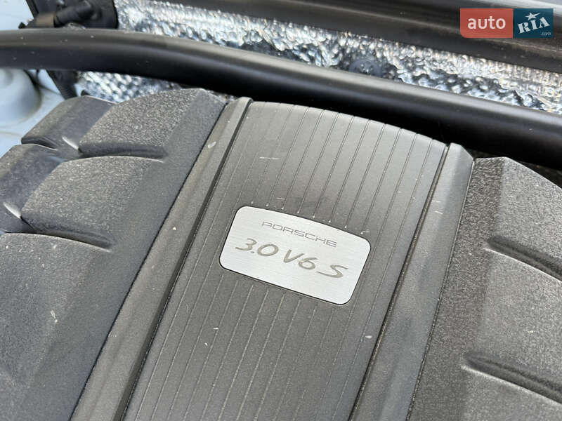 Внедорожник / Кроссовер Porsche Macan 2021 в Черновцах