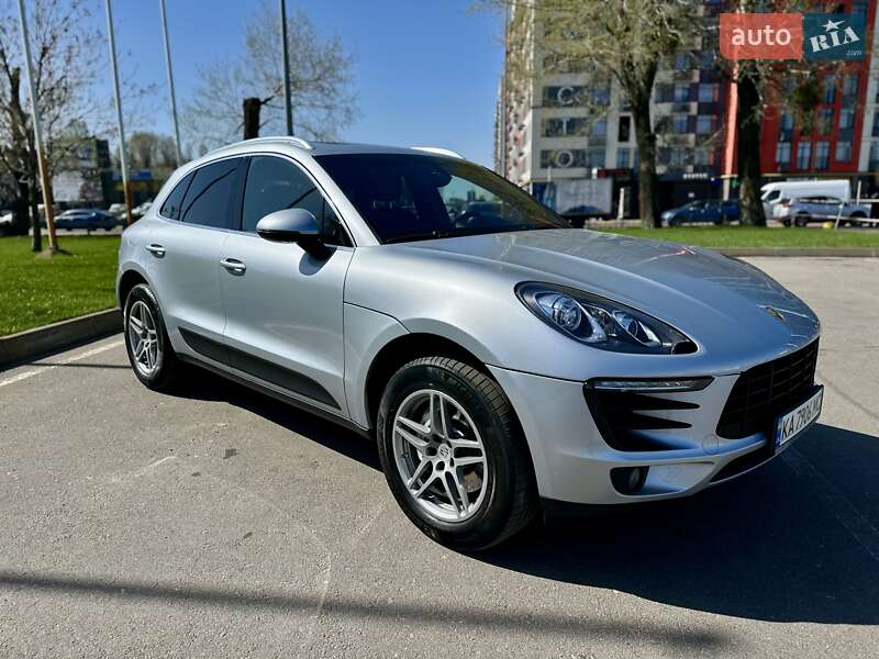 Porsche Macan 2015