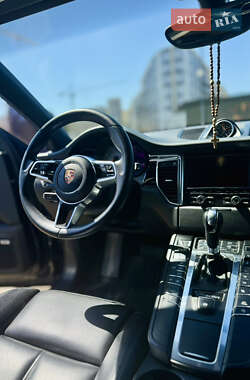 Позашляховик / Кросовер Porsche Macan 2014 в 