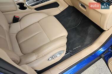 Внедорожник / Кроссовер Porsche Macan 2019 в 