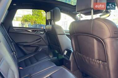 Внедорожник / Кроссовер Porsche Macan 2014 в 