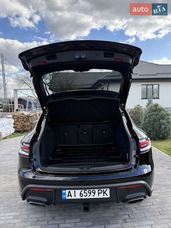 Позашляховик / Кросовер Porsche Macan 2022 в Фастові