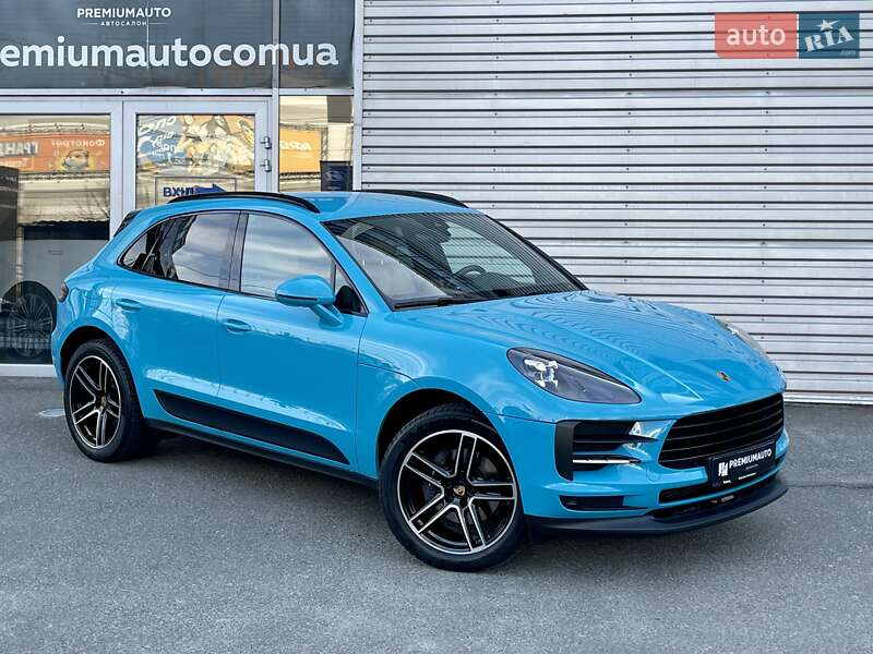 Внедорожник / Кроссовер Porsche Macan 2018 в 