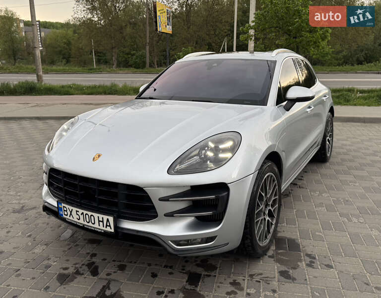 Внедорожник / Кроссовер Porsche Macan 2015 в 