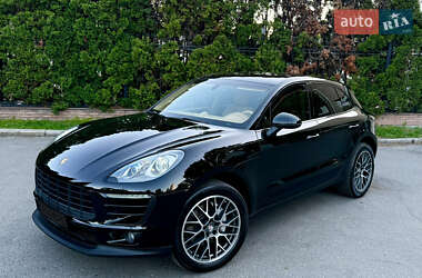 Внедорожник / Кроссовер Porsche Macan 2015 в Киеве