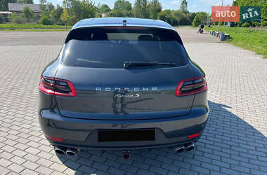 Внедорожник / Кроссовер Porsche Macan 2017 в 