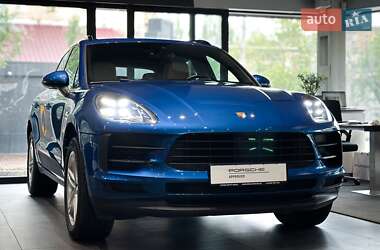Внедорожник / Кроссовер Porsche Macan 2021 в 