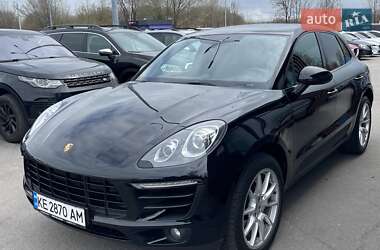 Позашляховик / Кросовер Porsche Macan 2017 в 