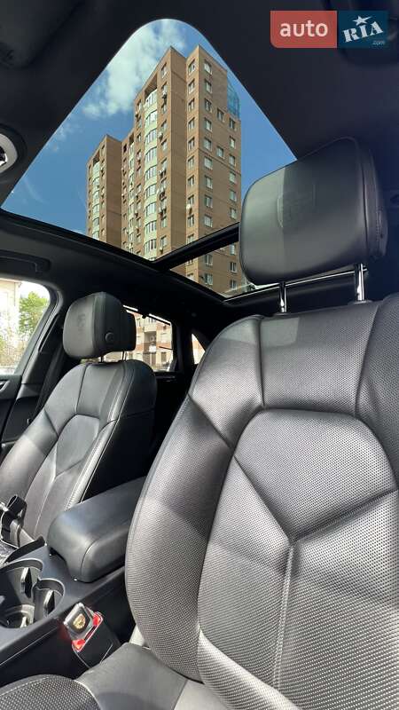 Внедорожник / Кроссовер Porsche Macan 2016 в Днепре