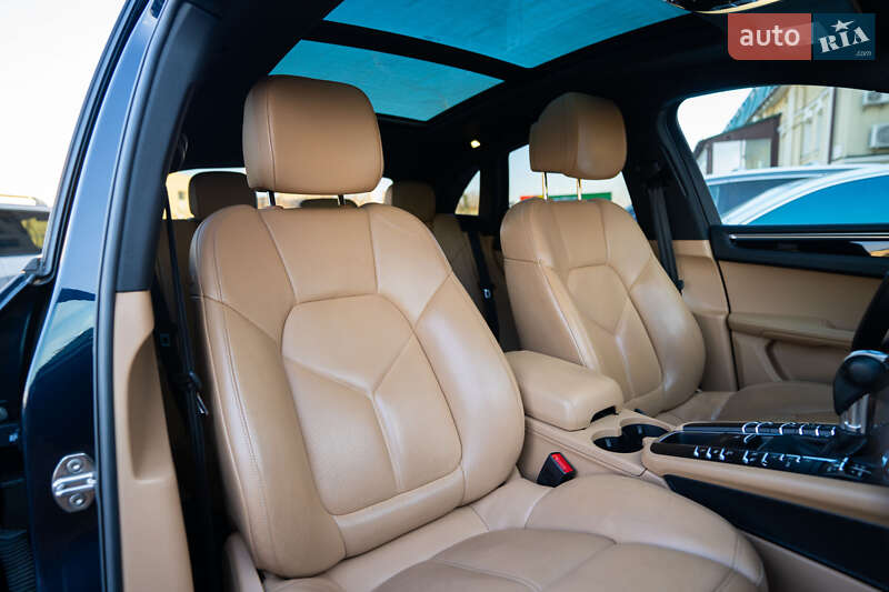 Внедорожник / Кроссовер Porsche Macan 2018 в Киеве фото 37 Внедорожник / Кроссовер Porsche Macan 2018 в Киеве