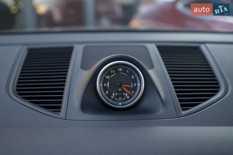 Внедорожник / Кроссовер Porsche Macan 2018 в Киеве фото 41 Внедорожник / Кроссовер Porsche Macan 2018 в Киеве