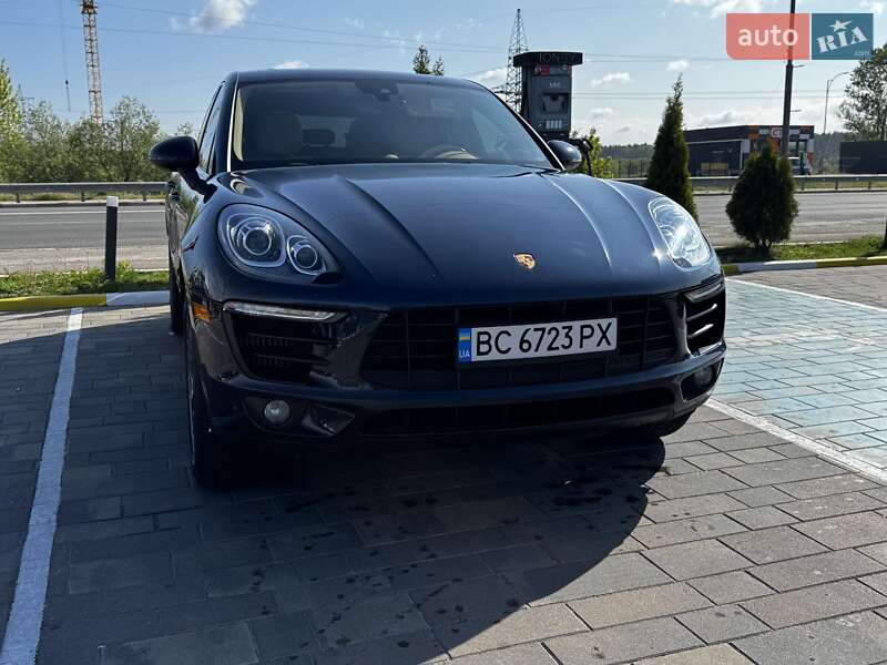 Внедорожник / Кроссовер Porsche Macan 2016 в Ирпене
