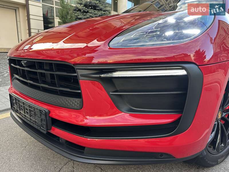 Внедорожник / Кроссовер Porsche Macan 2023 в Киеве