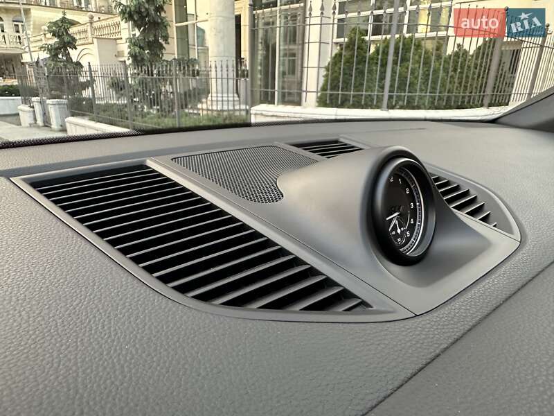 Внедорожник / Кроссовер Porsche Macan 2023 в Киеве