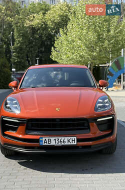 Позашляховик / Кросовер Porsche Macan 2022 в 