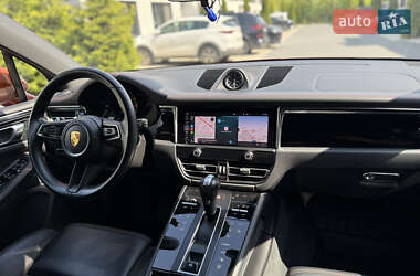 Позашляховик / Кросовер Porsche Macan 2022 в 