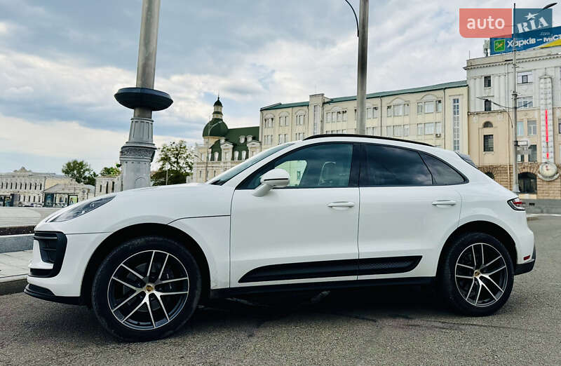 Внедорожник / Кроссовер Porsche Macan 2022 в Киеве