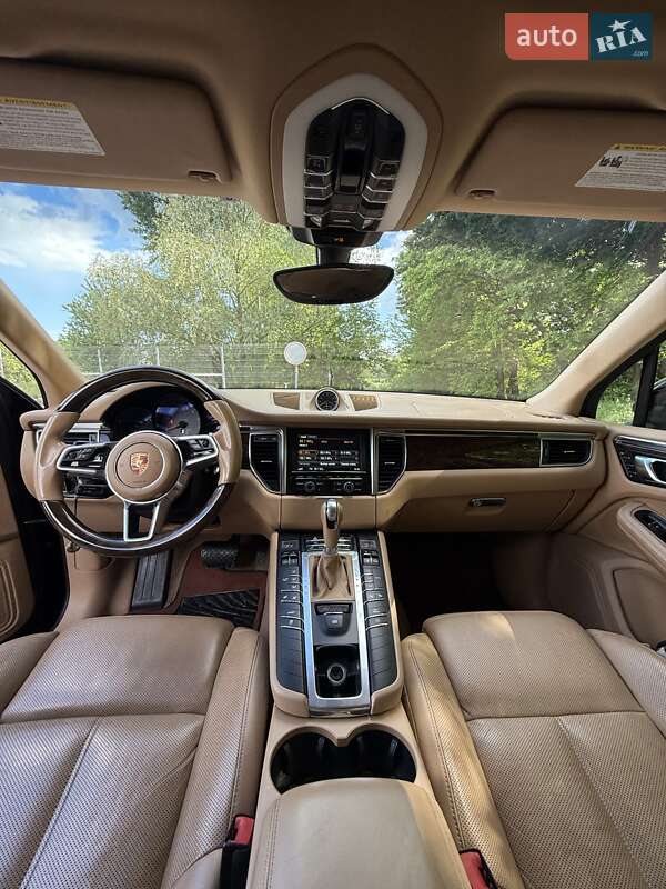 Позашляховик / Кросовер Porsche Macan 2015 в Одесі