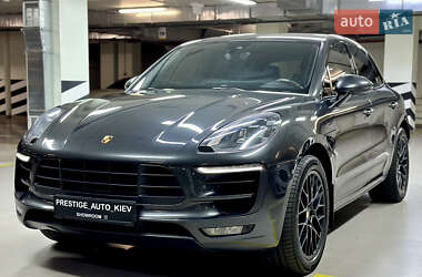 Внедорожник / Кроссовер Porsche Macan 2016 в 