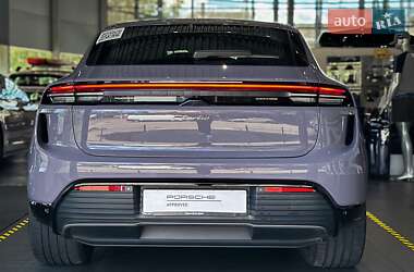 Внедорожник / Кроссовер Porsche Macan 2024 в 