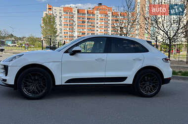 Внедорожник / Кроссовер Porsche Macan 2021 в 