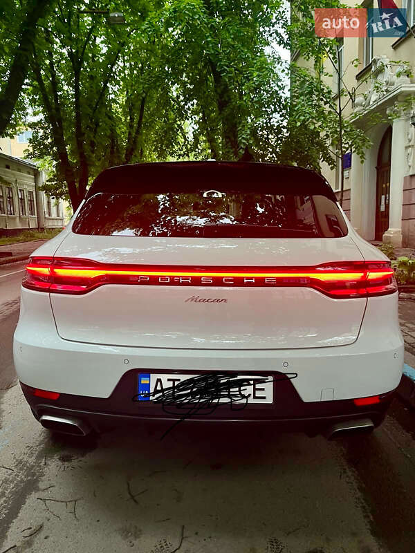 Внедорожник / Кроссовер Porsche Macan 2021 в Ивано-Франковске