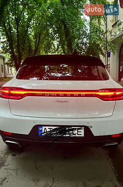 Внедорожник / Кроссовер Porsche Macan 2021 в 
