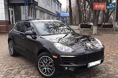 Позашляховик / Кросовер Porsche Macan 2015 в Києві