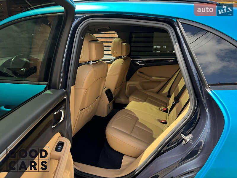 Внедорожник / Кроссовер Porsche Macan 2017 в Одессе