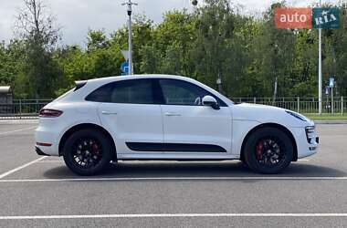 Внедорожник / Кроссовер Porsche Macan 2017 в 