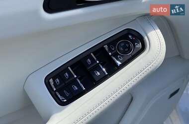 Внедорожник / Кроссовер Porsche Macan 2017 в 