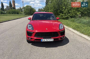 Внедорожник / Кроссовер Porsche Macan 2018 в 