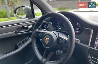 Внедорожник / Кроссовер Porsche Macan 2022 в 