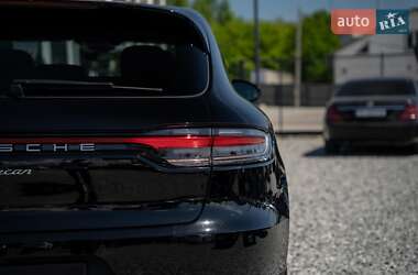 Внедорожник / Кроссовер Porsche Macan 2021 в 