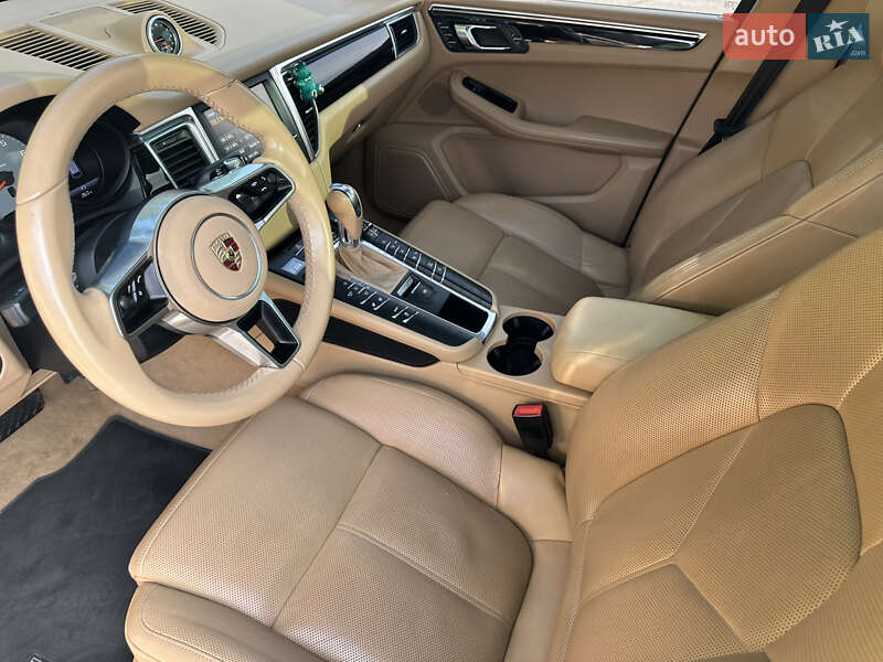 Внедорожник / Кроссовер Porsche Macan 2015 в Днепре