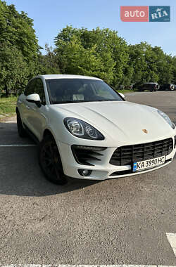 Внедорожник / Кроссовер Porsche Macan 2014 в 
