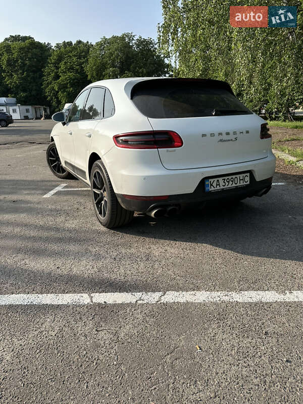 Внедорожник / Кроссовер Porsche Macan 2014 в Киеве