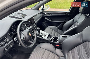 Внедорожник / Кроссовер Porsche Macan 2023 в 