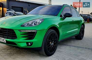Позашляховик / Кросовер Porsche Macan 2015 в 