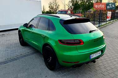 Позашляховик / Кросовер Porsche Macan 2015 в 