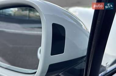 Внедорожник / Кроссовер Porsche Macan 2023 в 