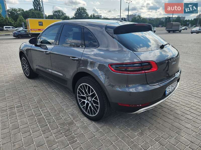 Внедорожник / Кроссовер Porsche Macan 2018 в Киеве